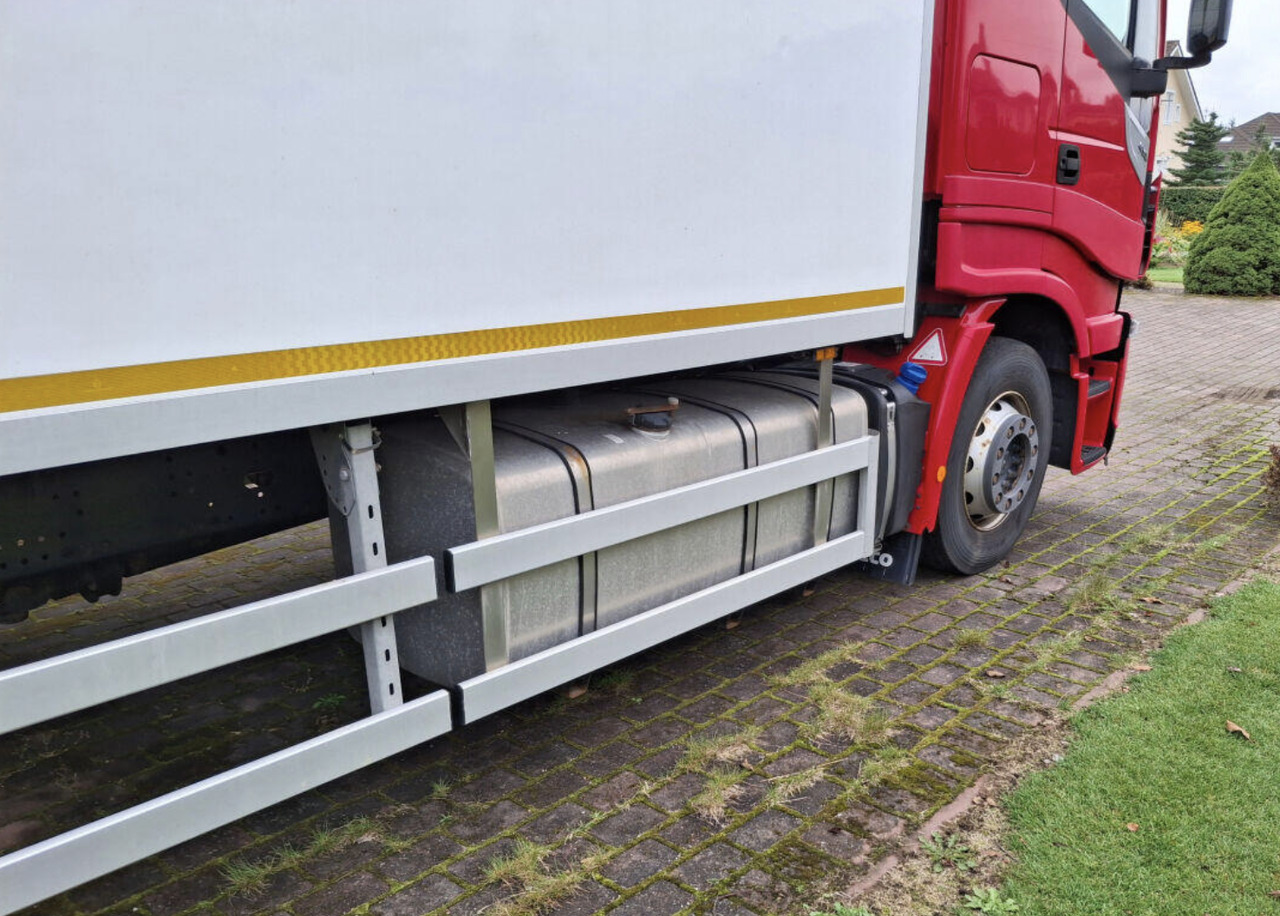 IVECO STRALIS - Грузовик с закрытым кузовом: фото 5 IVECO STRALIS - Грузовик с закрытым кузовом: фото 5