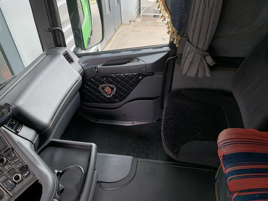 Тентованный грузовик SCANIA 114L 340: фото 8