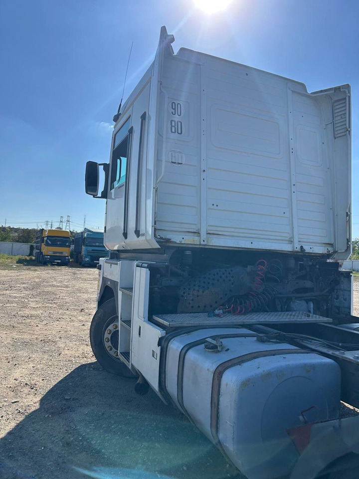 RENAULT Magnum 440 - Тягач: фото 5 RENAULT Magnum 440 - Тягач: фото 5