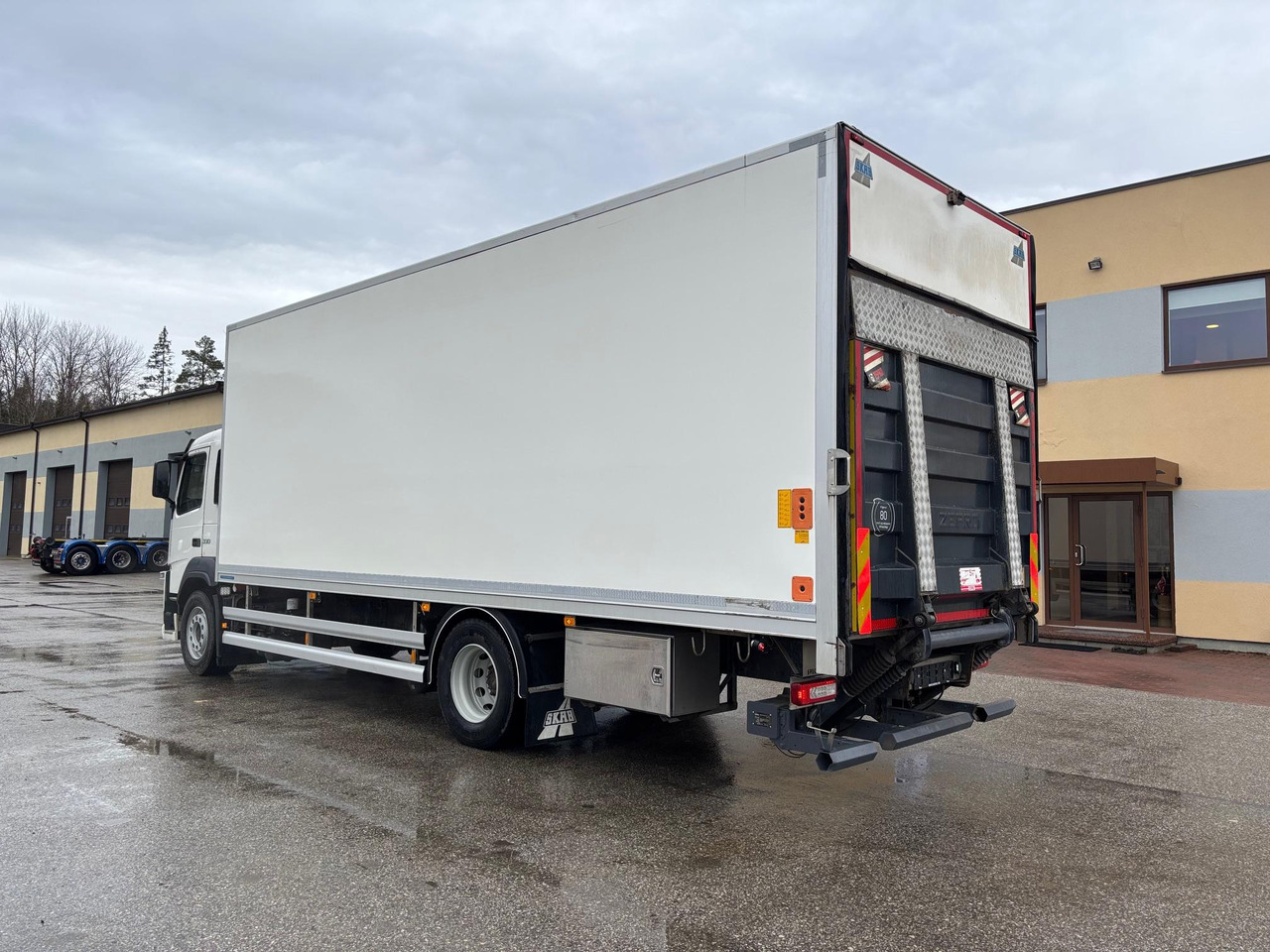 Рефрижератор VOLVO FM330: фото 6