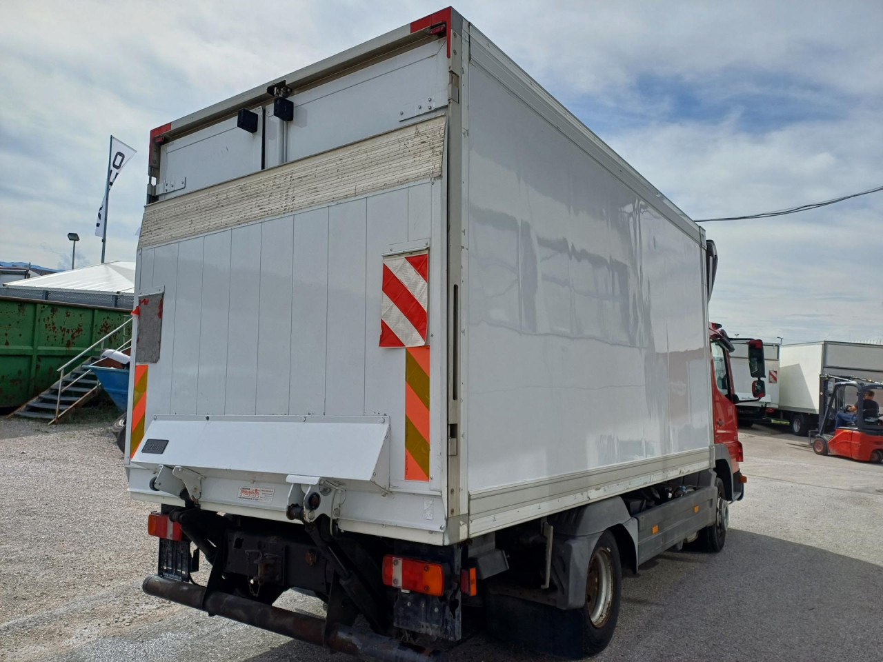 MERCEDES-BENZ 816 Euro5 AHK Luftfeder - Рефрижератор: фото 5 MERCEDES-BENZ 816 Euro5 AHK Luftfeder - Рефрижератор: фото 5