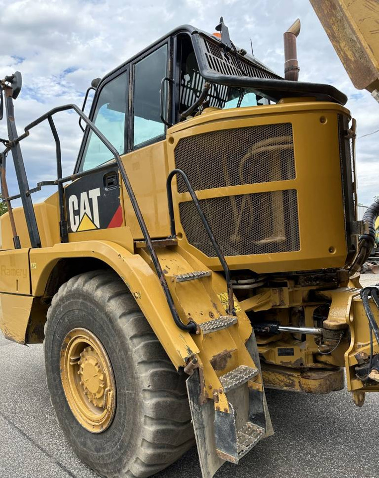 Сочленённый самосвал CAT 730 C Auto lubrication + Klima CE + EPA: фото 10 Сочленённый самосвал CAT 730 C Auto lubrication + Klima CE + EPA: фото 10