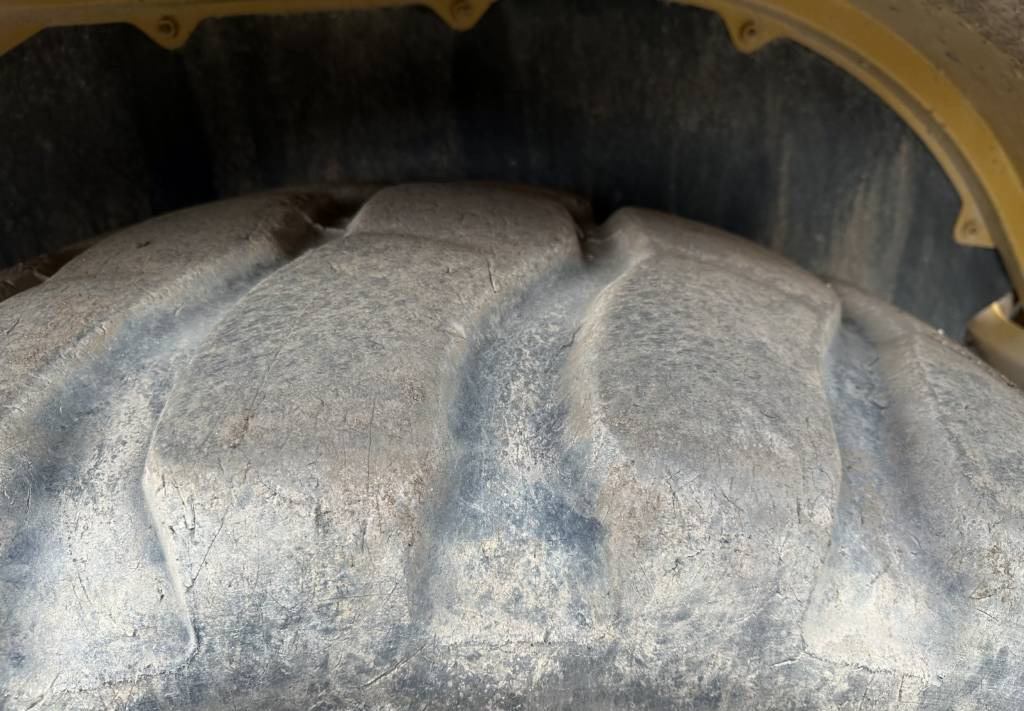 Сочленённый самосвал CAT 730 C Auto lubrication + Klima CE + EPA: фото 27 Сочленённый самосвал CAT 730 C Auto lubrication + Klima CE + EPA: фото 27