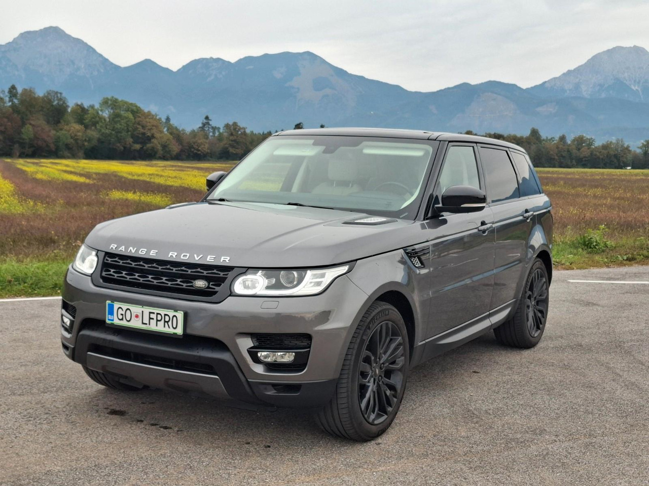 Land Rover Range Rover Sport HSE - Внедорожник: фото 1 Land Rover Range Rover Sport HSE - Внедорожник: фото 1
