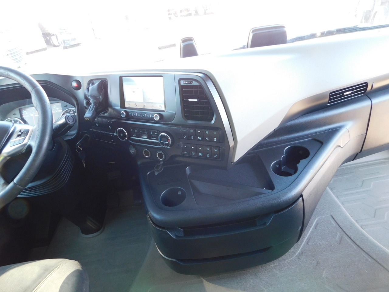 Тягач Ford F max 4x2 scab e6 12s2620: фото 6
