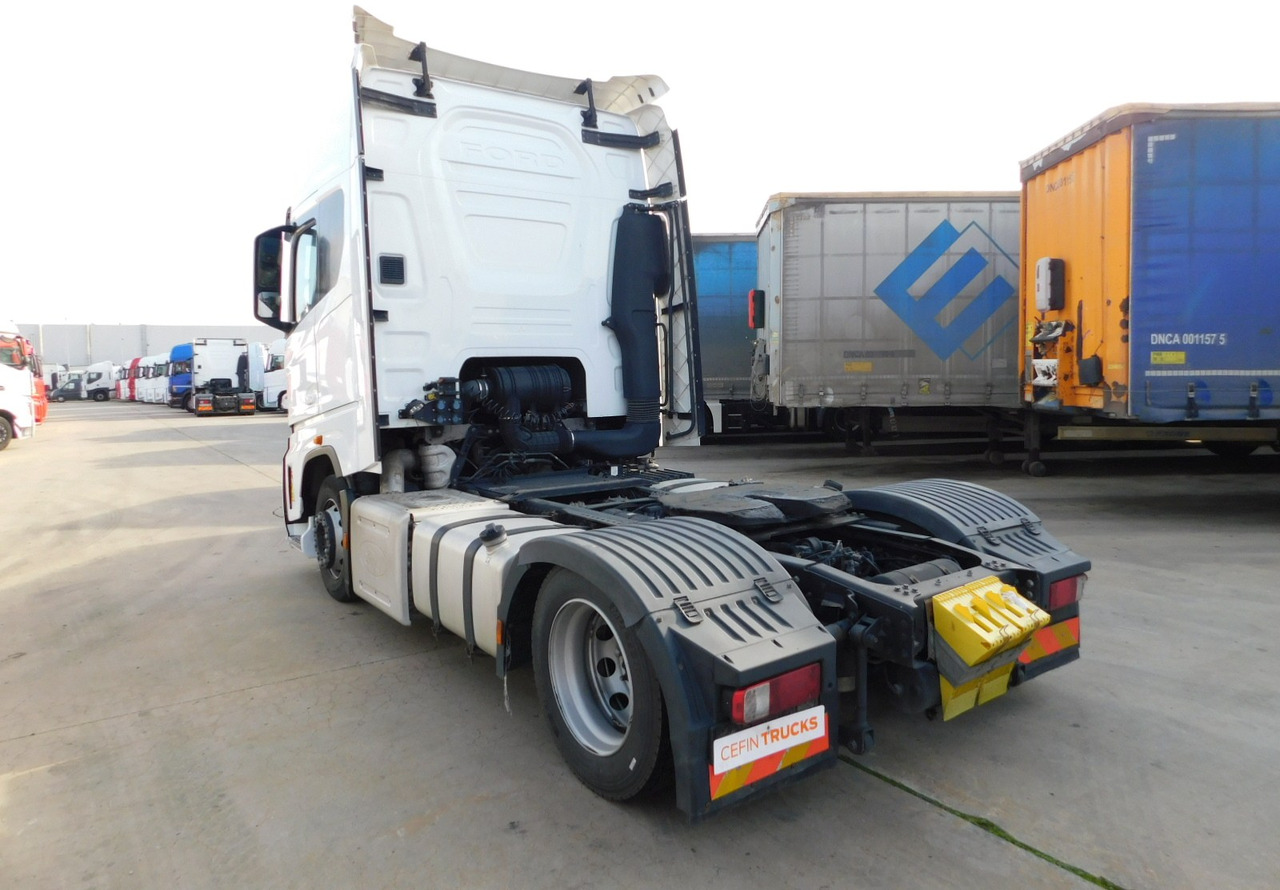 Ford F max ll 4x2 scab e6 12tx2620 - Тягач: фото 4 Ford F max ll 4x2 scab e6 12tx2620 - Тягач: фото 4