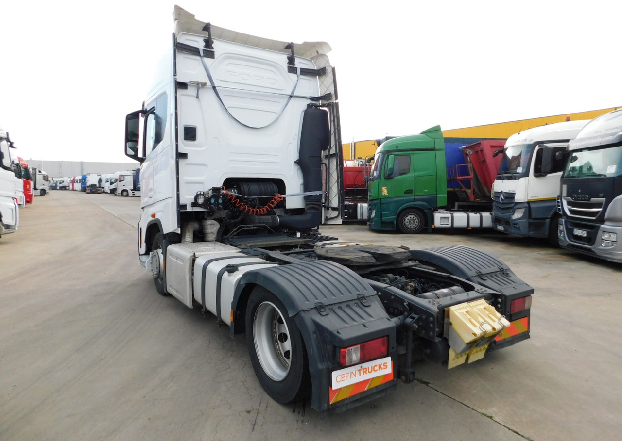 Ford F max ll 4x2 scab e6 12tx2620 - Тягач: фото 4 Ford F max ll 4x2 scab e6 12tx2620 - Тягач: фото 4