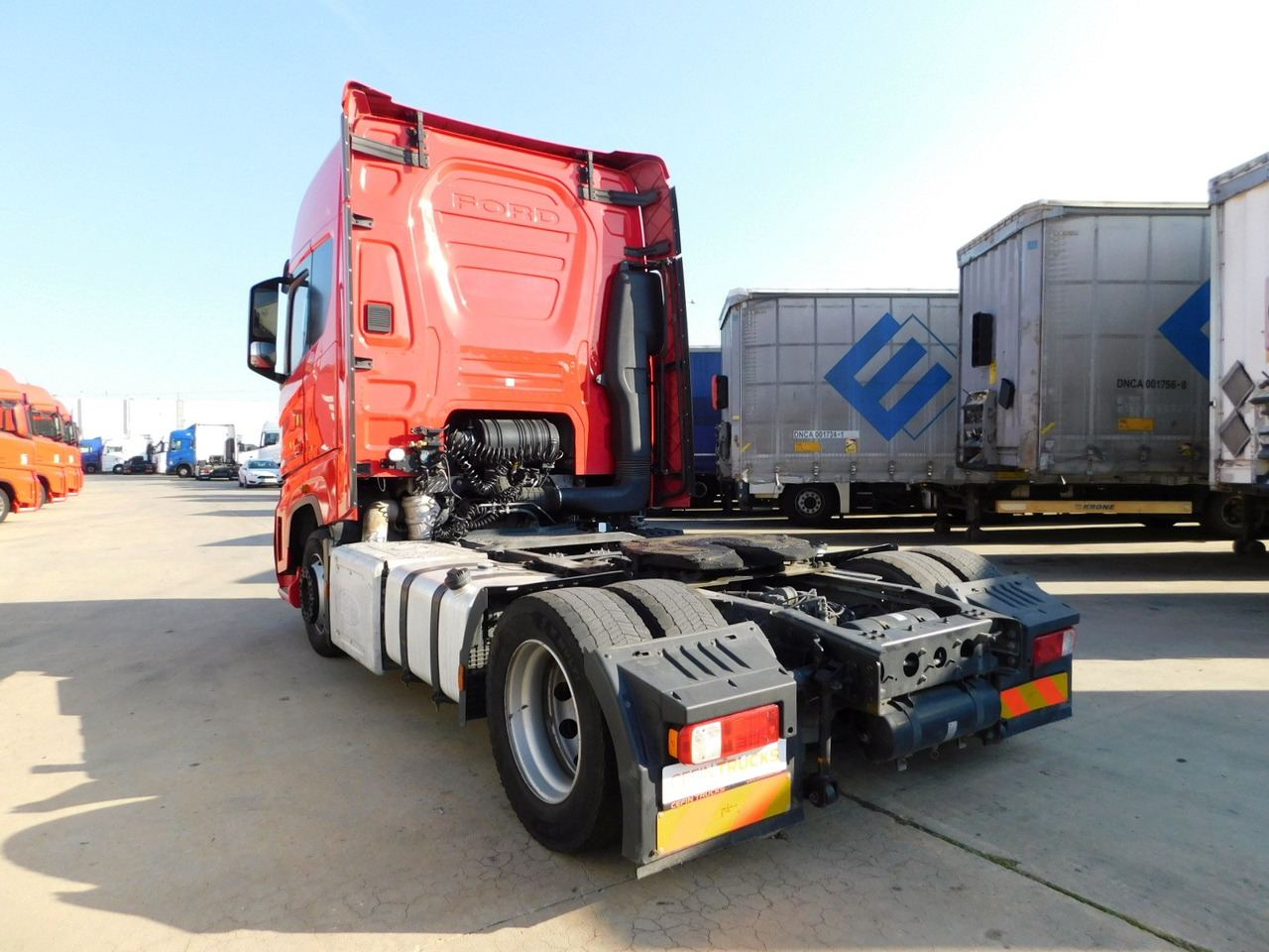 Ford F max ll 4x2 scab e6 12tx2620 - Тягач: фото 4 Ford F max ll 4x2 scab e6 12tx2620 - Тягач: фото 4