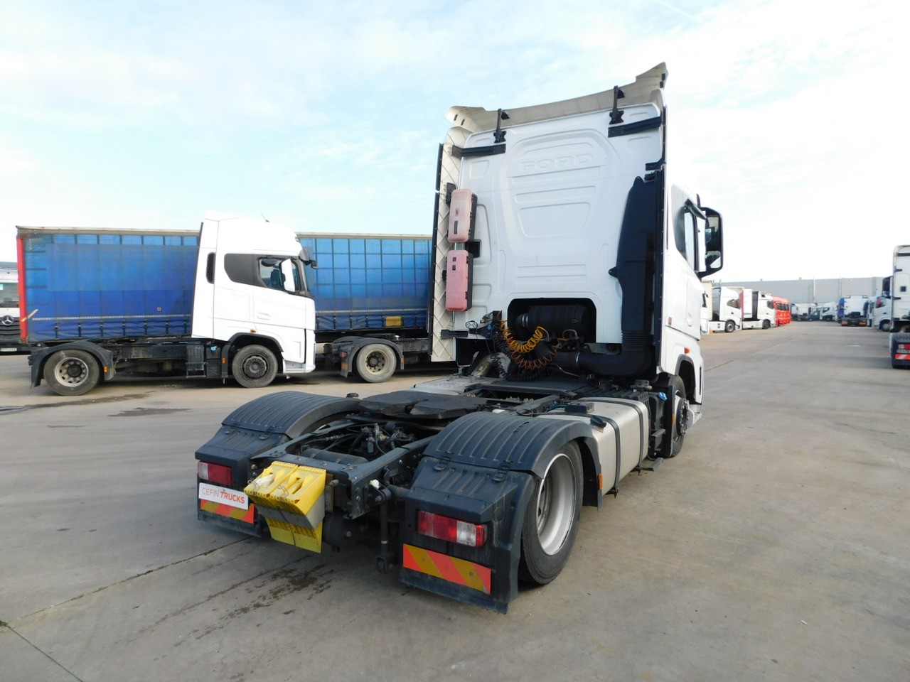 Ford F max ll 4x2 scab e6 12tx2620 - Тягач: фото 3 Ford F max ll 4x2 scab e6 12tx2620 - Тягач: фото 3