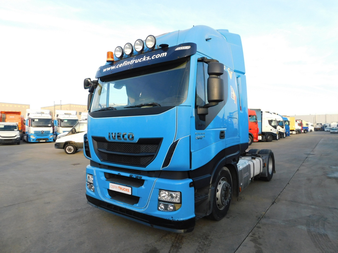 Iveco As440t - Тягач: фото 1 Iveco As440t - Тягач: фото 1