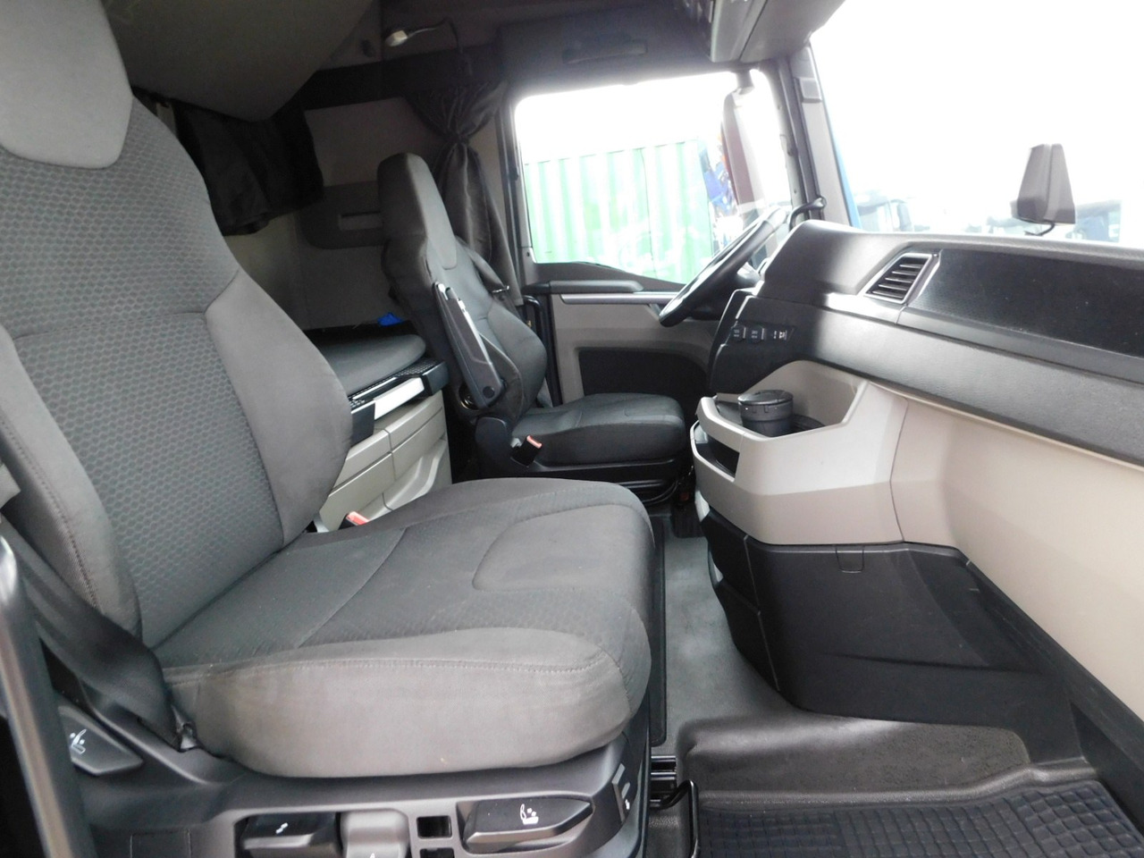 Man Tgx 18470 - Тягач: фото 5 Man Tgx 18470 - Тягач: фото 5