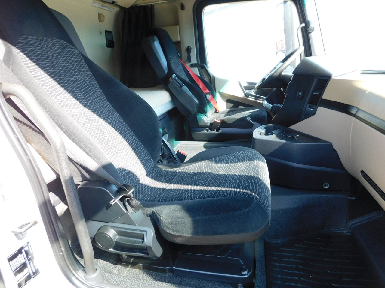 Mercedes Actros 1840 - Тягач: фото 5 Mercedes Actros 1840 - Тягач: фото 5