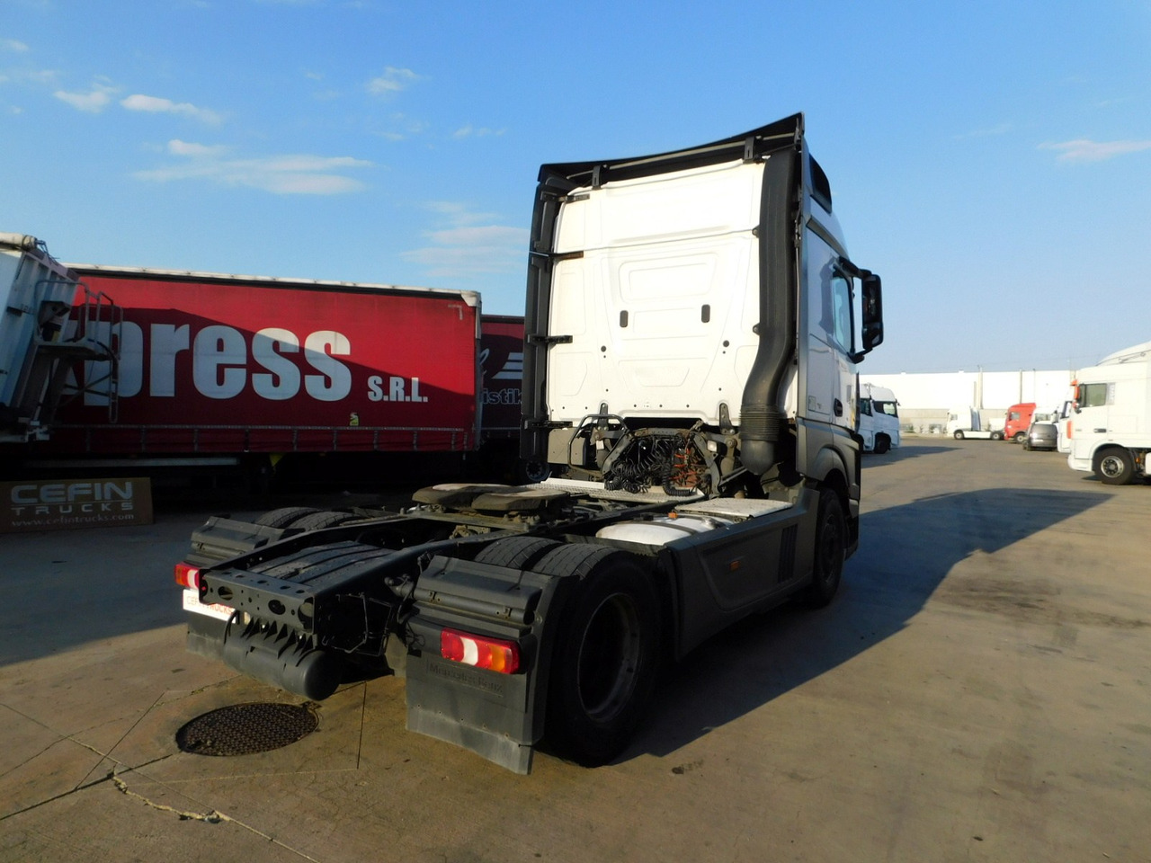 Mercedes Actros - Тягач: фото 3 Mercedes Actros - Тягач: фото 3