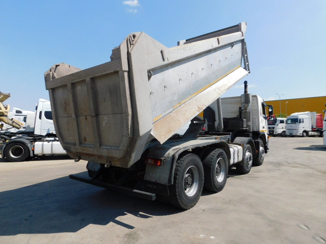 Volvo Fm 12 - Самосвал: фото 3 Volvo Fm 12 - Самосвал: фото 3