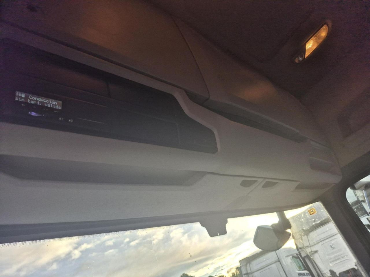 Тягач Scania R 580: фото 8 Тягач Scania R 580: фото 8