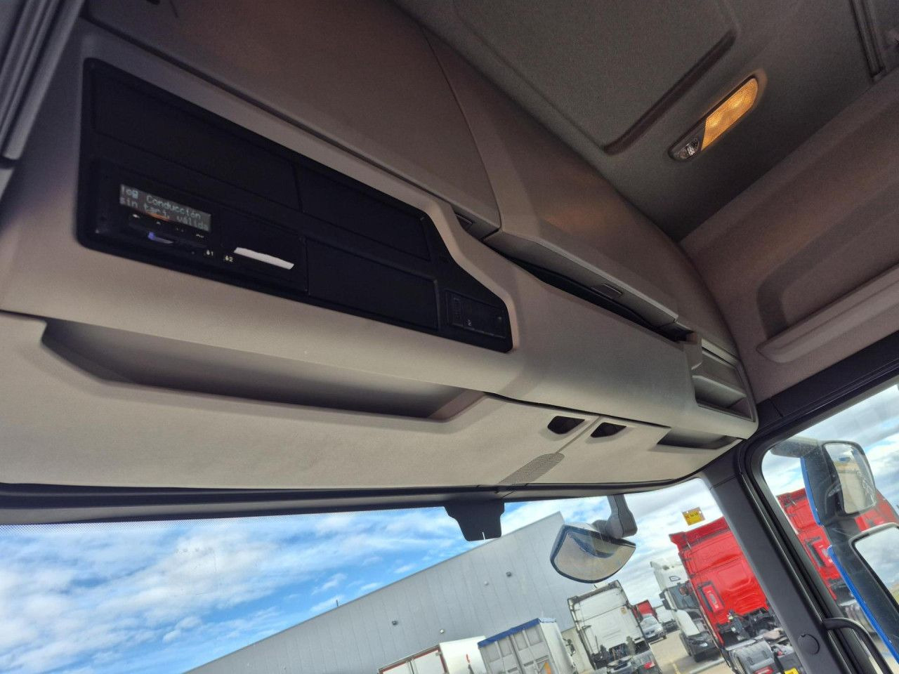 Тягач Scania R 650: фото 7 Тягач Scania R 650: фото 7