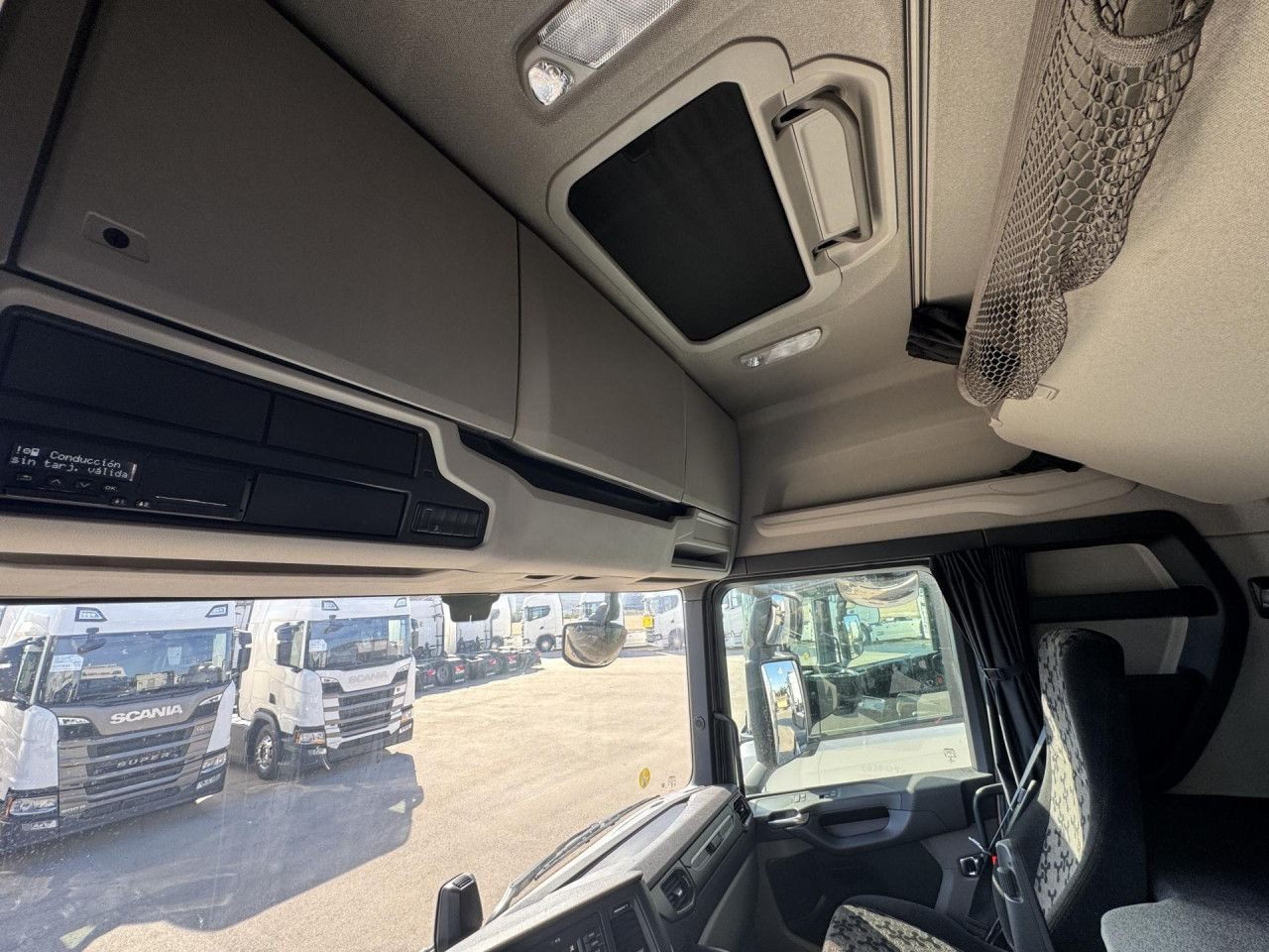 Тягач Scania S 500: фото 15