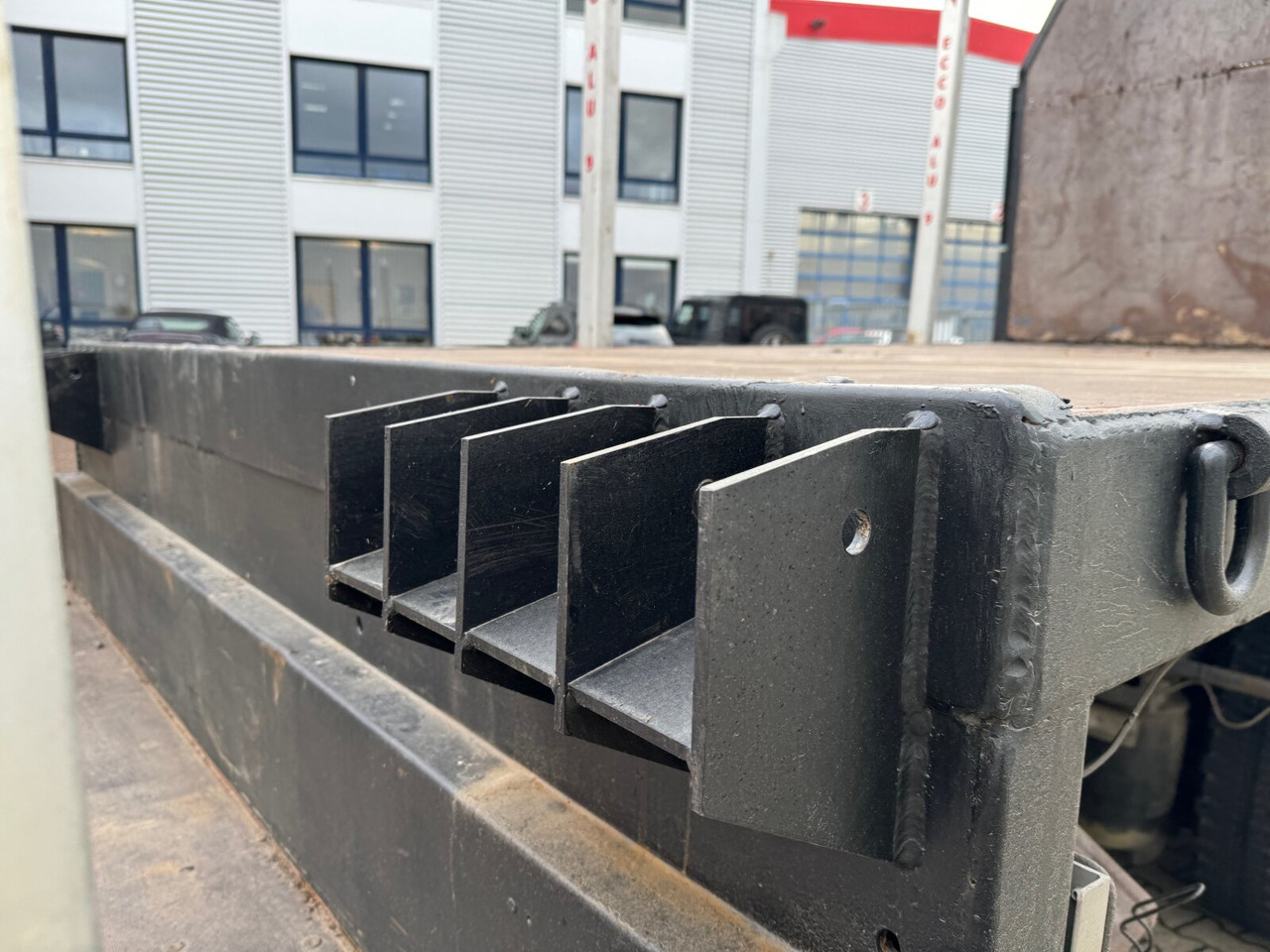 Andere ST1024P4-13,6 SCHROEDER ST1024P4-13,6, Rungen anlegbar - Низкорамный полуприцеп: фото 4 Andere ST1024P4-13,6 SCHROEDER ST1024P4-13,6, Rungen anlegbar - Низкорамный полуприцеп: фото 4