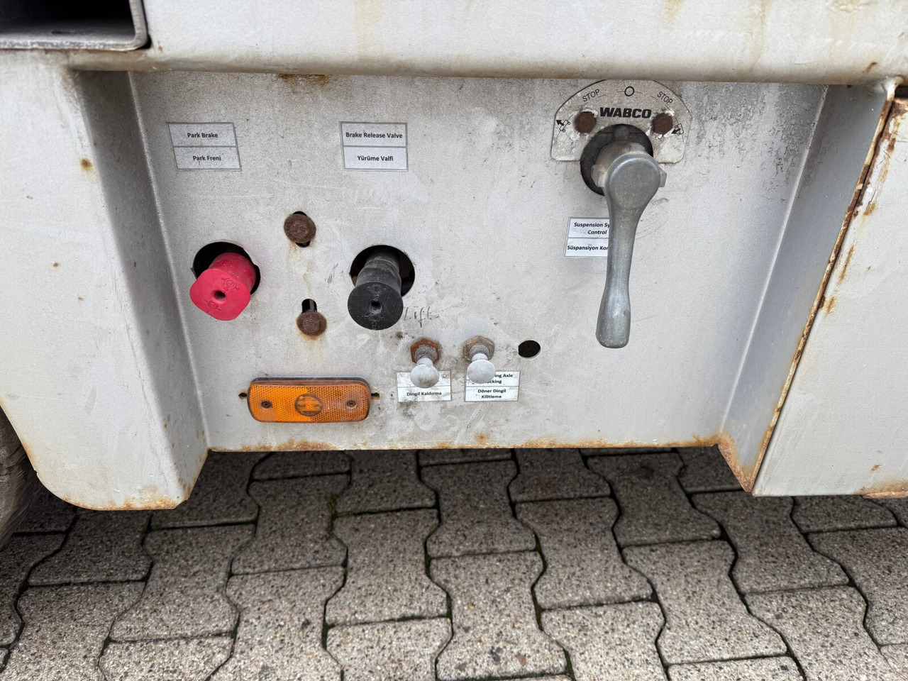 CYL 3 CYL 3, mit Lift-/Lenkachse, faltbare Rampen - Низкорамный полуприцеп: фото 5 CYL 3 CYL 3, mit Lift-/Lenkachse, faltbare Rampen - Низкорамный полуприцеп: фото 5