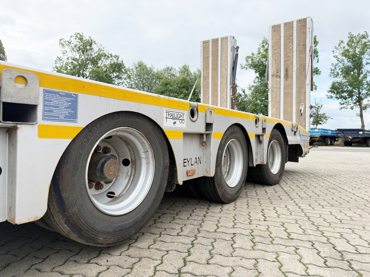 CYL 3 CYL 3, mit Lift-/Lenkachse, faltbare Rampen - Низкорамный полуприцеп: фото 3 CYL 3 CYL 3, mit Lift-/Lenkachse, faltbare Rampen - Низкорамный полуприцеп: фото 3