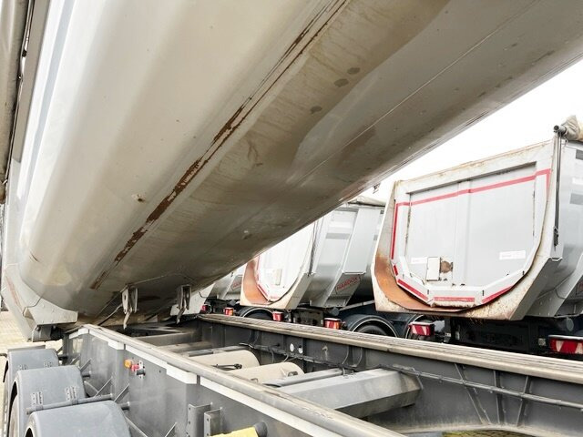 Carnehl CHKS34/HS CHKS34/HS, Stahlmulde ca. 29m³, HARDOX, Liftachse, Schütte - Самосвальный полуприцеп: фото 3 Carnehl CHKS34/HS CHKS34/HS, Stahlmulde ca. 29m³, HARDOX, Liftachse, Schütte - Самосвальный полуприцеп: фото 3