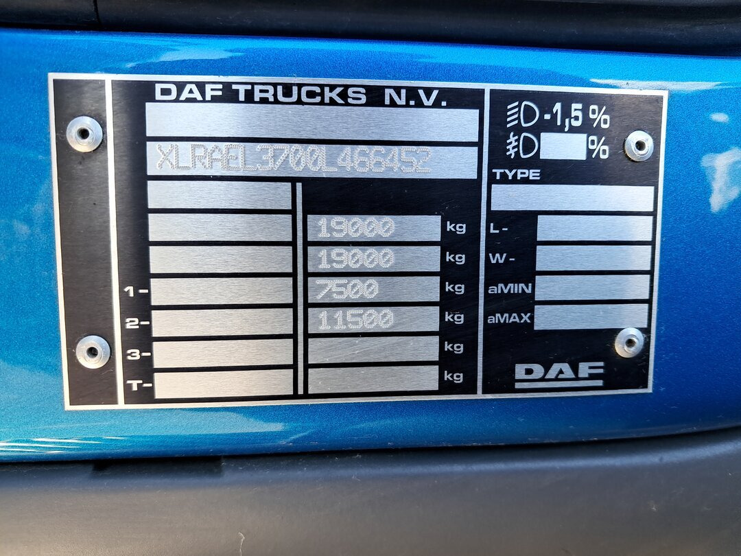 DAF LF 290 FA 4x2 LF 290 FA 4x2, Nebenantrieb, Navi, Abrollanlage HYVA T12-45 - Крюковой мультилифт: фото 4 DAF LF 290 FA 4x2 LF 290 FA 4x2, Nebenantrieb, Navi, Abrollanlage HYVA T12-45 - Крюковой мультилифт: фото 4