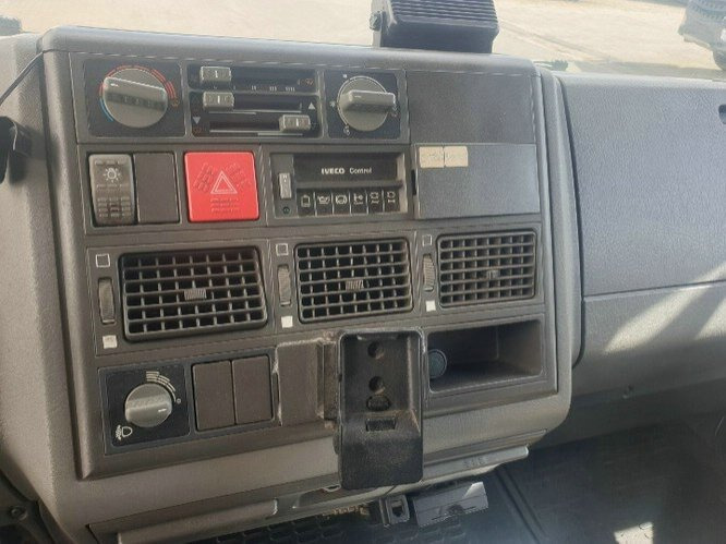 Euro Cargo ML 75E14 4x2 Euro Cargo ML 75E14 4x2 Getränkekoffer, 6-Zylinder-Motor - Грузовик с закрытым кузовом: фото 3 Euro Cargo ML 75E14 4x2 Euro Cargo ML 75E14 4x2 Getränkekoffer, 6-Zylinder-Motor - Грузовик с закрытым кузовом: фото 3