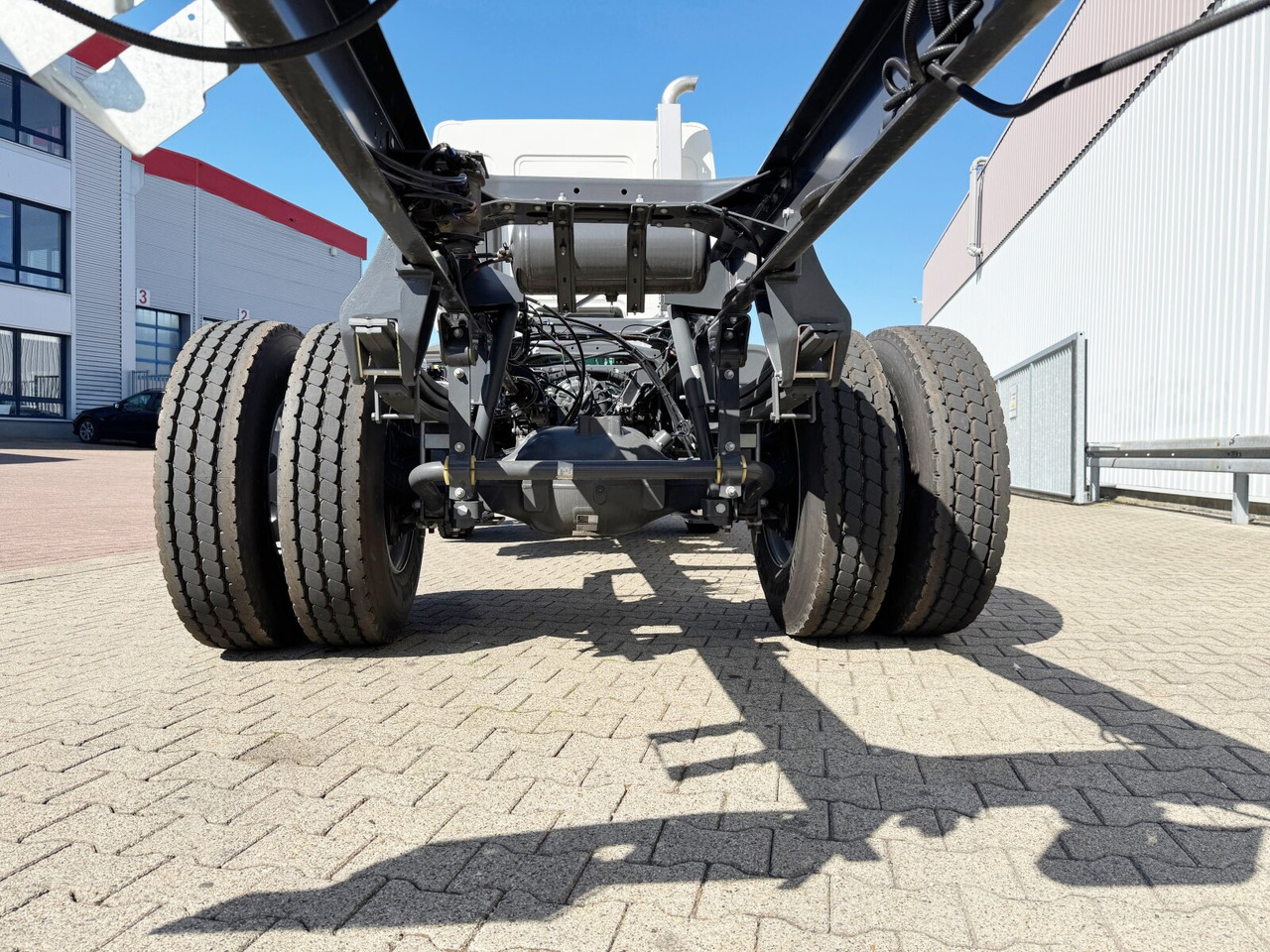 Новый Грузовик-шасси FL 280 4x4 FL 280 4x4, Nebenantrieb: фото 14 Новый Грузовик-шасси FL 280 4x4 FL 280 4x4, Nebenantrieb: фото 14