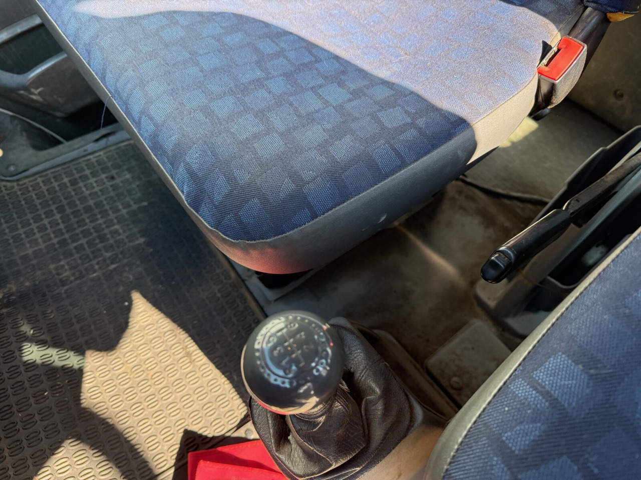 Iveco Daily 65C15D 4x2 Doka Daily 65C15D 4x2 Doka, Grüne Plakette, City-Abroller - Крюковой мультилифт: фото 4 Iveco Daily 65C15D 4x2 Doka Daily 65C15D 4x2 Doka, Grüne Plakette, City-Abroller - Крюковой мультилифт: фото 4