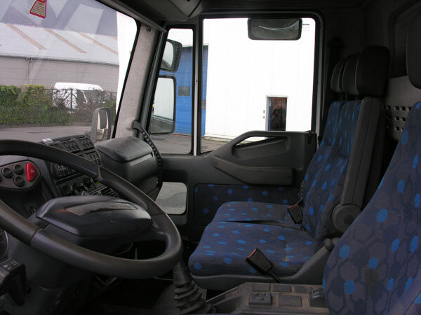 Iveco EuroCargo 120E/21 EuroCargo 120E/21 - Грузовик с закрытым кузовом: фото 2 Iveco EuroCargo 120E/21 EuroCargo 120E/21 - Грузовик с закрытым кузовом: фото 2
