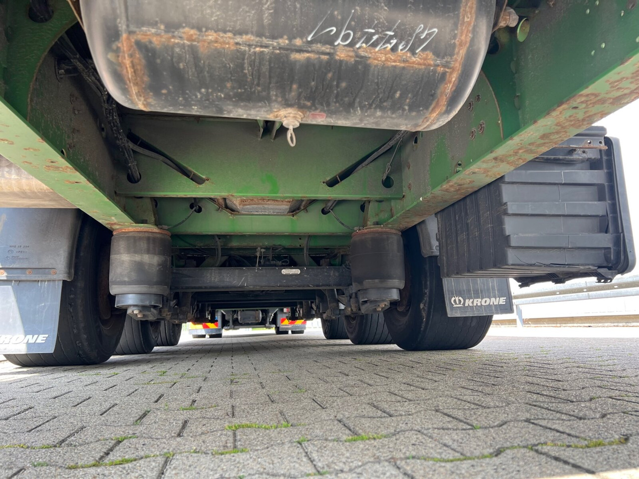 Krone SDP 27 eLCUQ-CS SDP 27 eLCUQ-CS, Coilmulde, Edscha-Verdeck, Hubdach, ca. 93m³ - Тентованный полуприцеп: фото 5 Krone SDP 27 eLCUQ-CS SDP 27 eLCUQ-CS, Coilmulde, Edscha-Verdeck, Hubdach, ca. 93m³ - Тентованный полуприцеп: фото 5