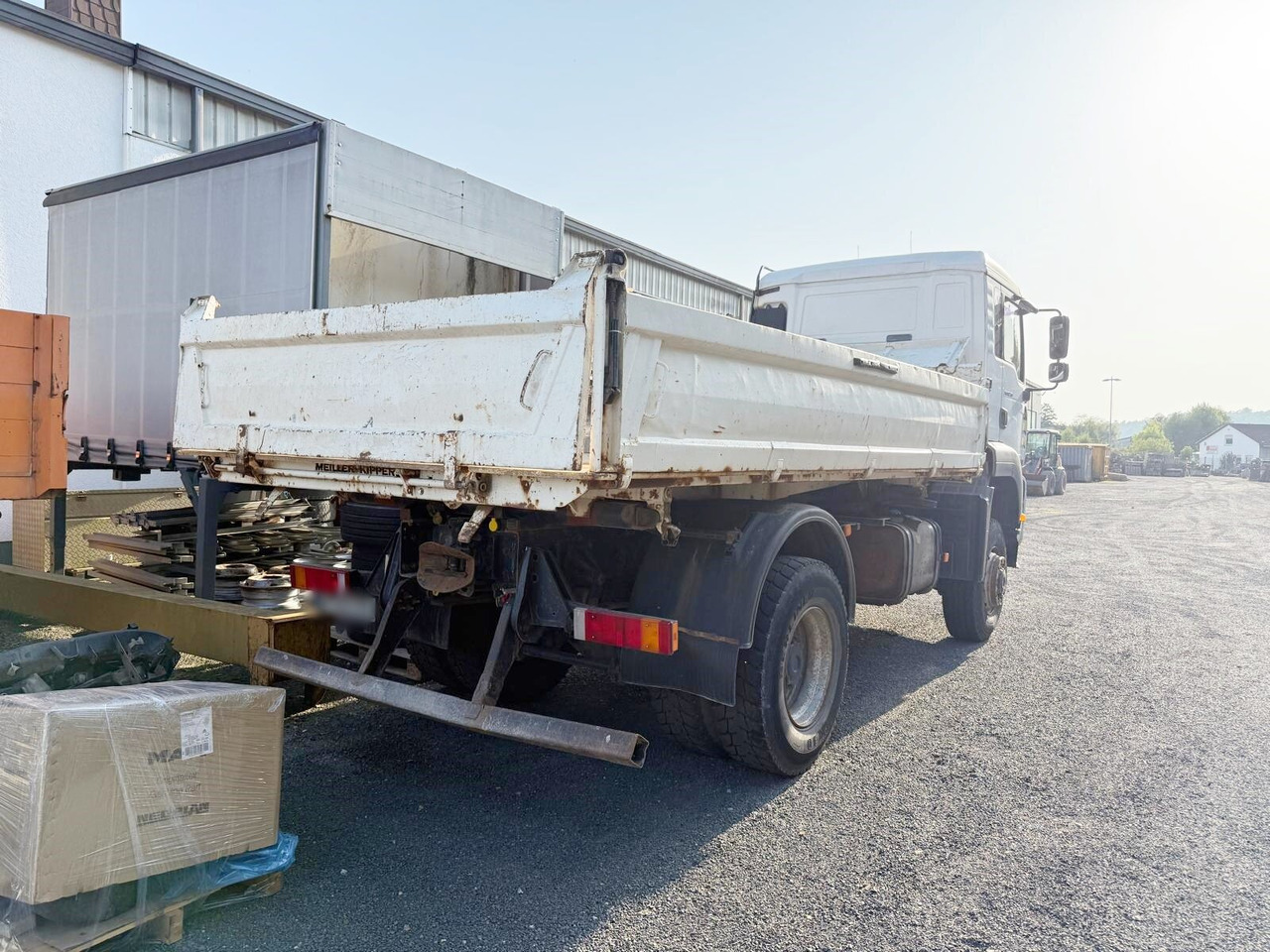 MAN TGA 18.360 4X4 BB TGA 18.360 4X4 BB - Самосвал: фото 3 MAN TGA 18.360 4X4 BB TGA 18.360 4X4 BB - Самосвал: фото 3