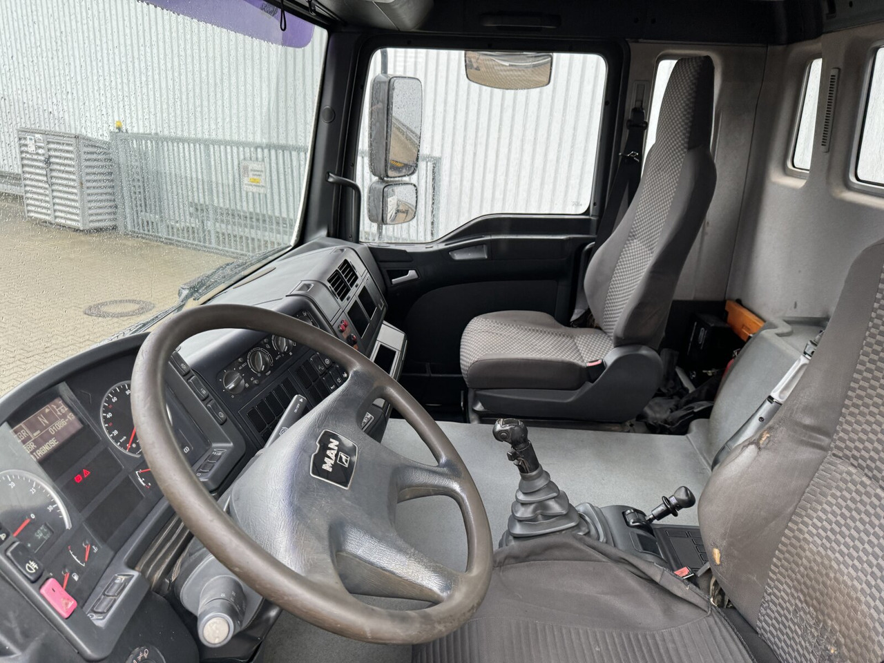 Крюковой мультилифт, Автоманипулятор MAN TGA 33.350 6X4 BB TGA 33.350 6X4 BB mit Kran Hiab 166 E-3 HiDuo, Funk: фото 6 Крюковой мультилифт, Автоманипулятор MAN TGA 33.350 6X4 BB TGA 33.350 6X4 BB mit Kran Hiab 166 E-3 HiDuo, Funk: фото 6