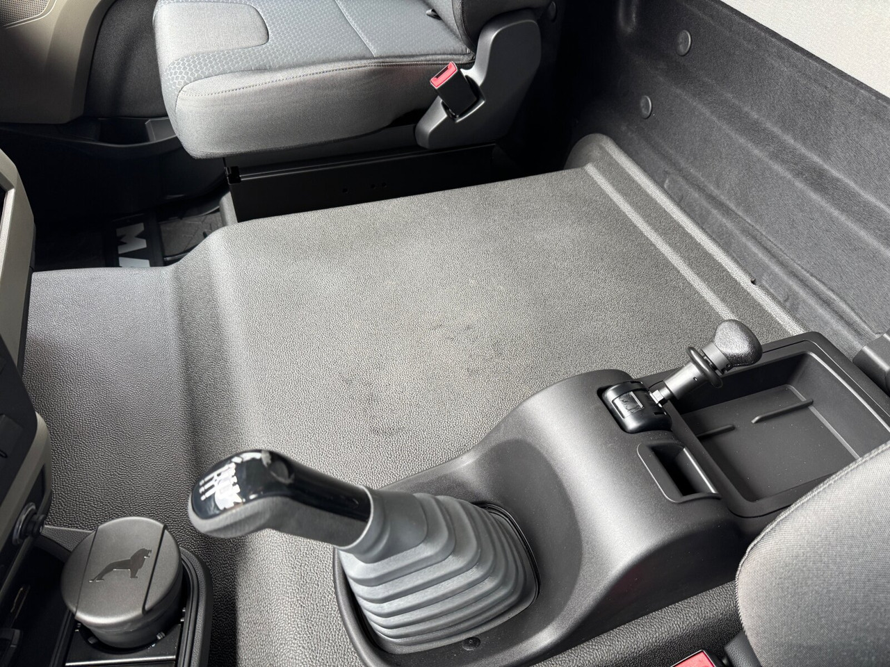 MAN TGL 8.160 4x2 BL CH TGL 8.160 4x2 BL CH, City-Abroller - Крюковой мультилифт: фото 4 MAN TGL 8.160 4x2 BL CH TGL 8.160 4x2 BL CH, City-Abroller - Крюковой мультилифт: фото 4