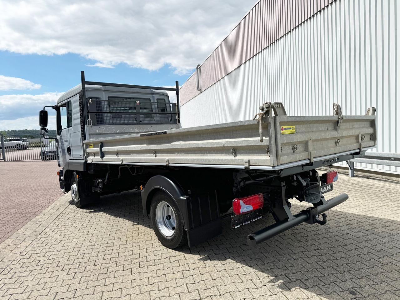 Самосвал MAN TGL 8.180 4x2 BB Doka TGL 8.180 4x2 BB Doka, 2x AHK: фото 11 Самосвал MAN TGL 8.180 4x2 BB Doka TGL 8.180 4x2 BB Doka, 2x AHK: фото 11