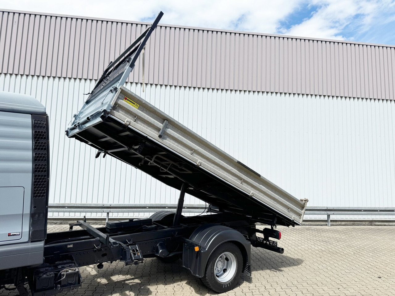 Самосвал MAN TGL 8.180 4x2 BB Doka TGL 8.180 4x2 BB Doka, 2x AHK: фото 13 Самосвал MAN TGL 8.180 4x2 BB Doka TGL 8.180 4x2 BB Doka, 2x AHK: фото 13