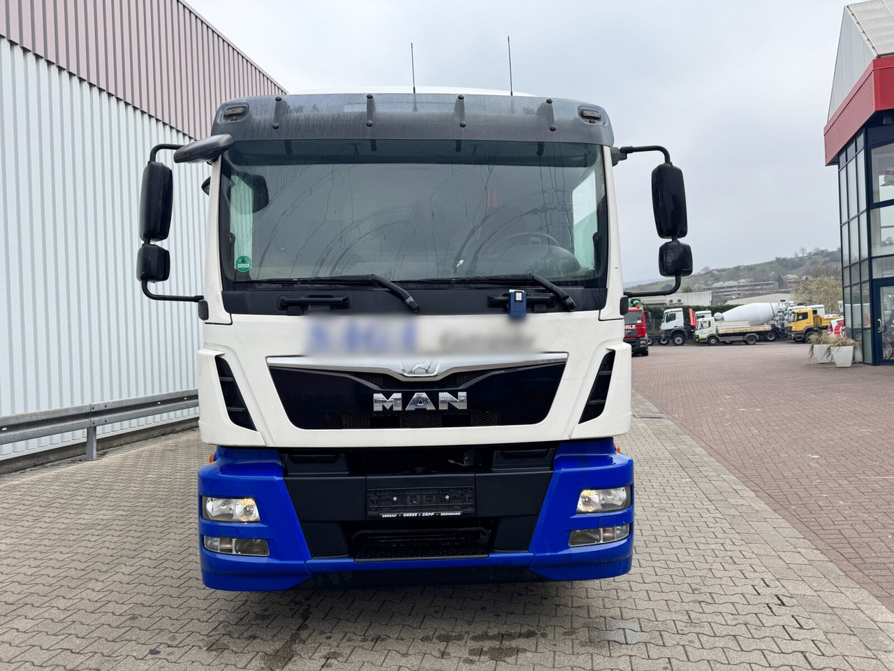 Грузовик с закрытым кузовом MAN TGM 15.250 4x2 LL TGM 15.250 4x2 LL, Getränkekoffer, Navi: фото 8