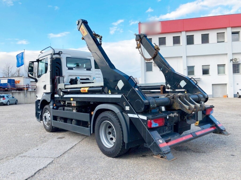 MAN TGS 18.430 4x2 BL TGS 18.430 4x2 BL, Tele-Absetzer, Funk - Портальный бункеровоз: фото 5 MAN TGS 18.430 4x2 BL TGS 18.430 4x2 BL, Tele-Absetzer, Funk - Портальный бункеровоз: фото 5