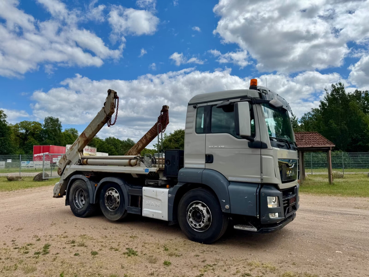 MAN TGS 26.420 6X2/4 BL TGS 26.420 6X2/4 BL, Lenk-/Liftachse, Tele-Absetzer, Funk - Портальный бункеровоз: фото 1 MAN TGS 26.420 6X2/4 BL TGS 26.420 6X2/4 BL, Lenk-/Liftachse, Tele-Absetzer, Funk - Портальный бункеровоз: фото 1
