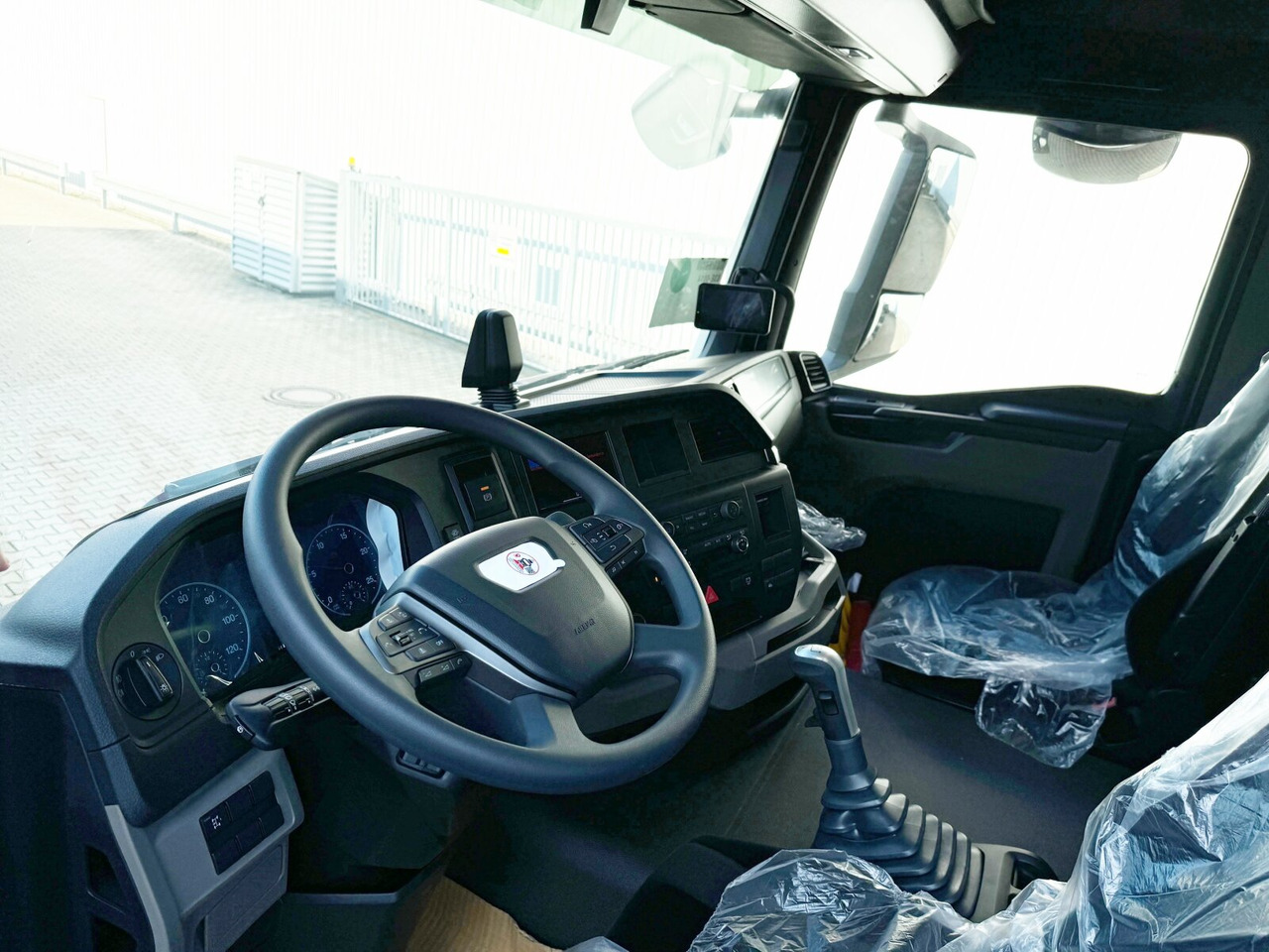 MAN TGS 35.480 8x6H BL CH TGS 35.480 8x6H BL CH, HydroDrive, Navi, Nebenantrieb - Грузовик-шасси: фото 3 MAN TGS 35.480 8x6H BL CH TGS 35.480 8x6H BL CH, HydroDrive, Navi, Nebenantrieb - Грузовик-шасси: фото 3