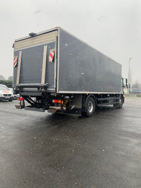 - MBB 2000K - Сменный кузов - фургон: фото 3 - MBB 2000K - Сменный кузов - фургон: фото 3