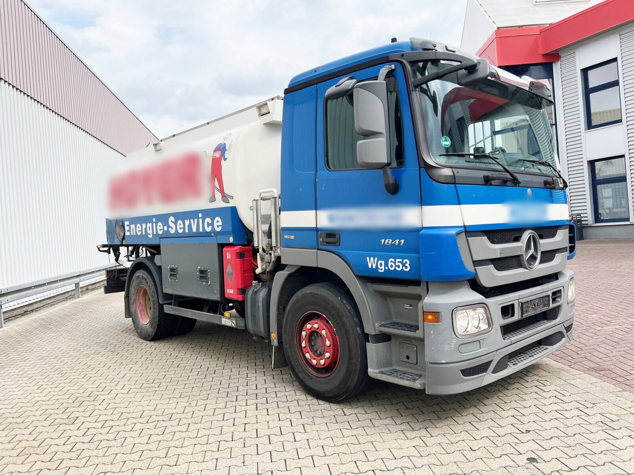 Грузовик-цистерна Mercedes-Benz Actros 1841 L 4x2 Actros 1841 L 4x2, Esterer-Tankaufbau, 3 Kammern, 14.000l, ADR: фото 8