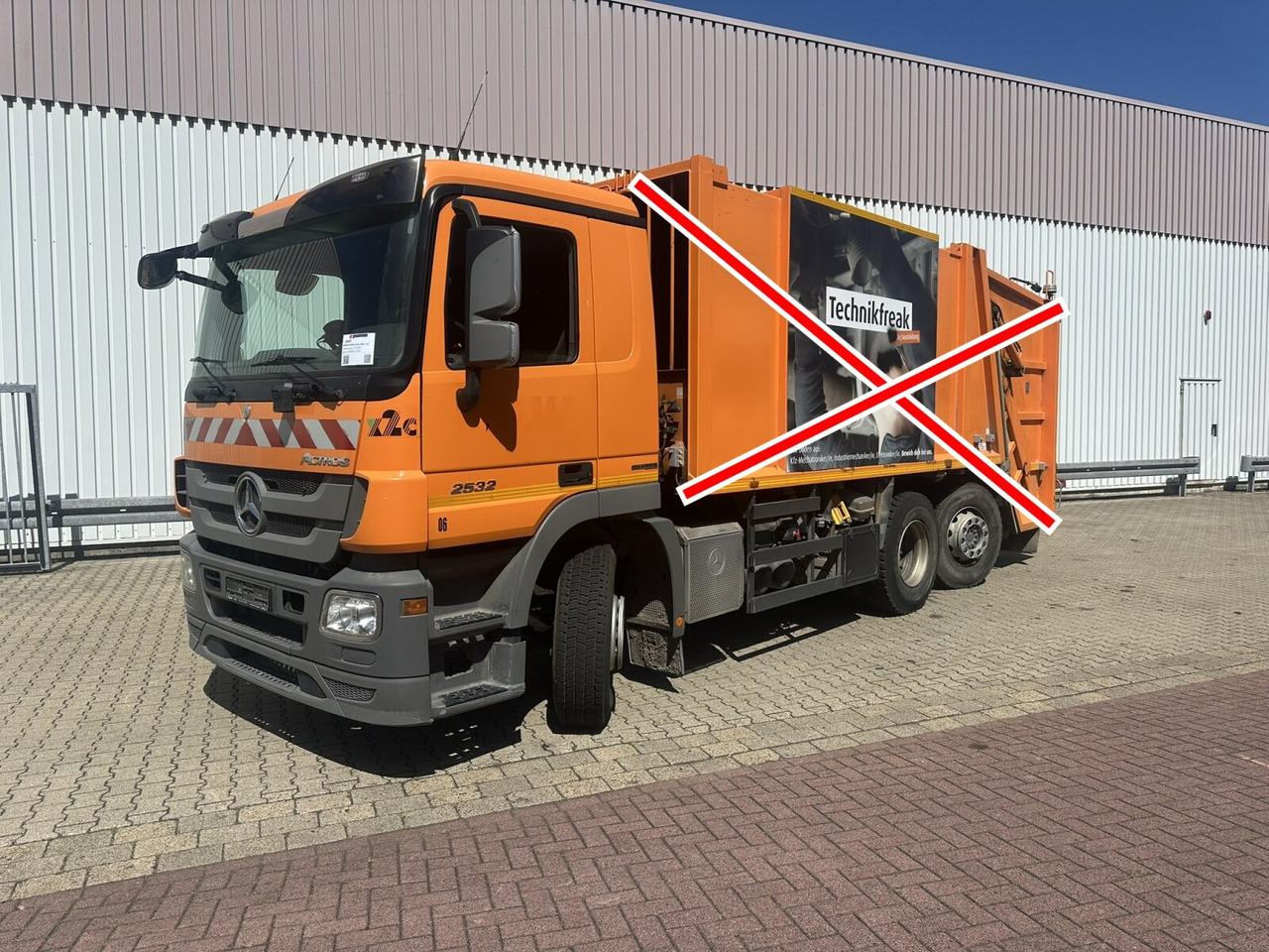 Mercedes-Benz Actros 2532 L 6x2 Actros 2532/41 L 6x2, EEV, Lenkachse - Грузовик-шасси: фото 1 Mercedes-Benz Actros 2532 L 6x2 Actros 2532/41 L 6x2, EEV, Lenkachse - Грузовик-шасси: фото 1