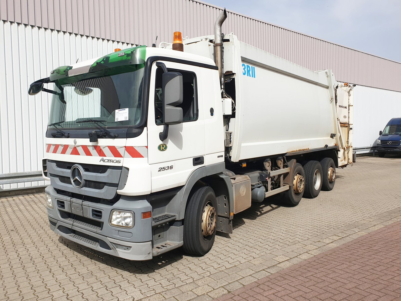 Mercedes-Benz Actros 3236 L 8x2/6 Actros 3236 L 8x2/6, 2x Lenkachse, Schörling Aufbau, Zoeller-Schüttung - Мусоровоз: фото 1 Mercedes-Benz Actros 3236 L 8x2/6 Actros 3236 L 8x2/6, 2x Lenkachse, Schörling Aufbau, Zoeller-Schüttung - Мусоровоз: фото 1