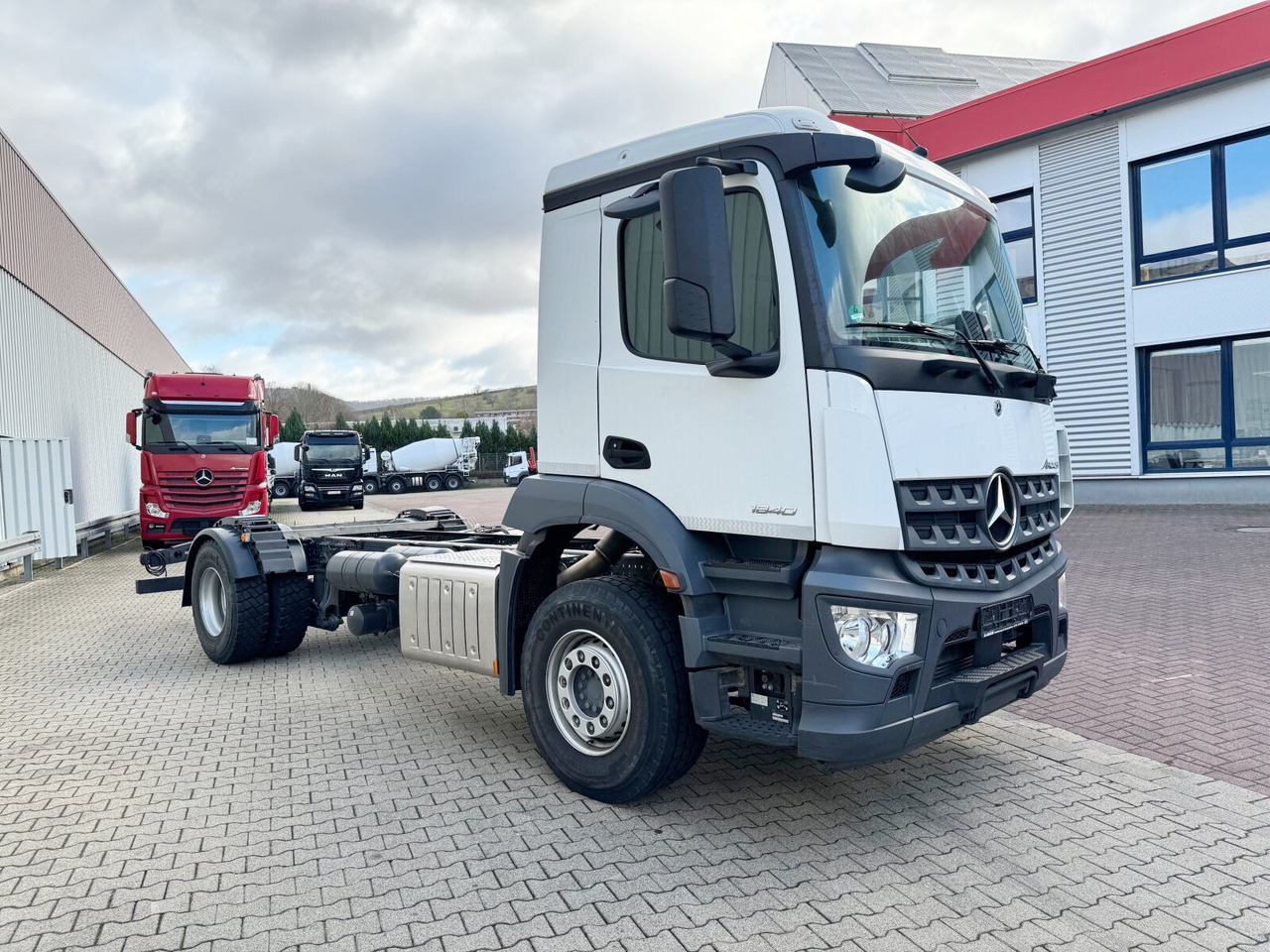 Автоманипулятор Mercedes-Benz Arocs 1840 L 4x2 Arocs 1840 L 4x2, Kran Palfinger PK12001L, Hochstand: фото 10 Автоманипулятор Mercedes-Benz Arocs 1840 L 4x2 Arocs 1840 L 4x2, Kran Palfinger PK12001L, Hochstand: фото 10