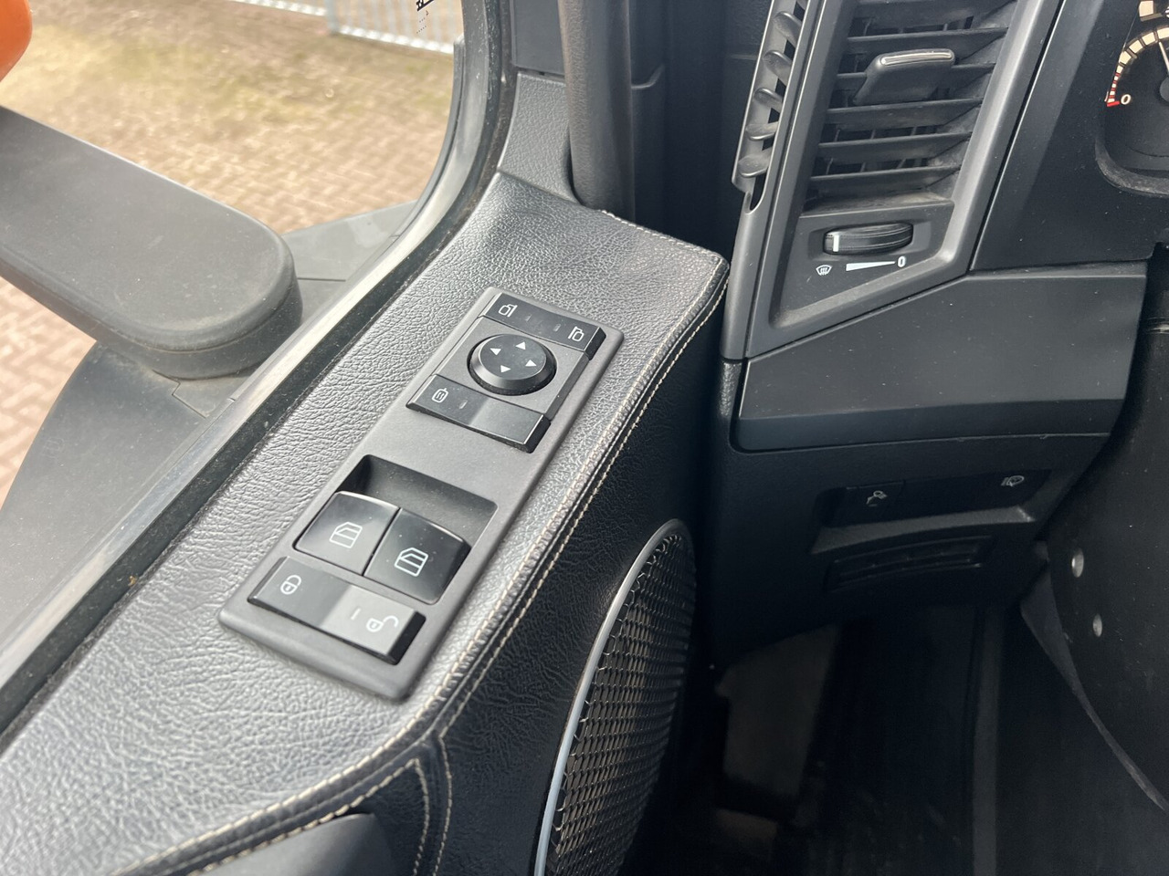 Mercedes-Benz Arocs 2552 L 6x2 Arocs 2552 L 6x2, Lenk-/Liftachse - Крюковой мультилифт: фото 3 Mercedes-Benz Arocs 2552 L 6x2 Arocs 2552 L 6x2, Lenk-/Liftachse - Крюковой мультилифт: фото 3