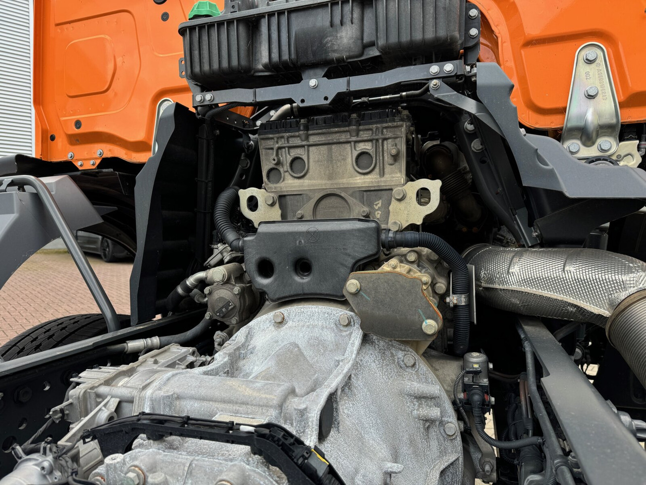 Новый Грузовик-шасси Mercedes-Benz Arocs 2633 6x4 Arocs 2633 6x4, 2x Nebenantrieb: фото 8