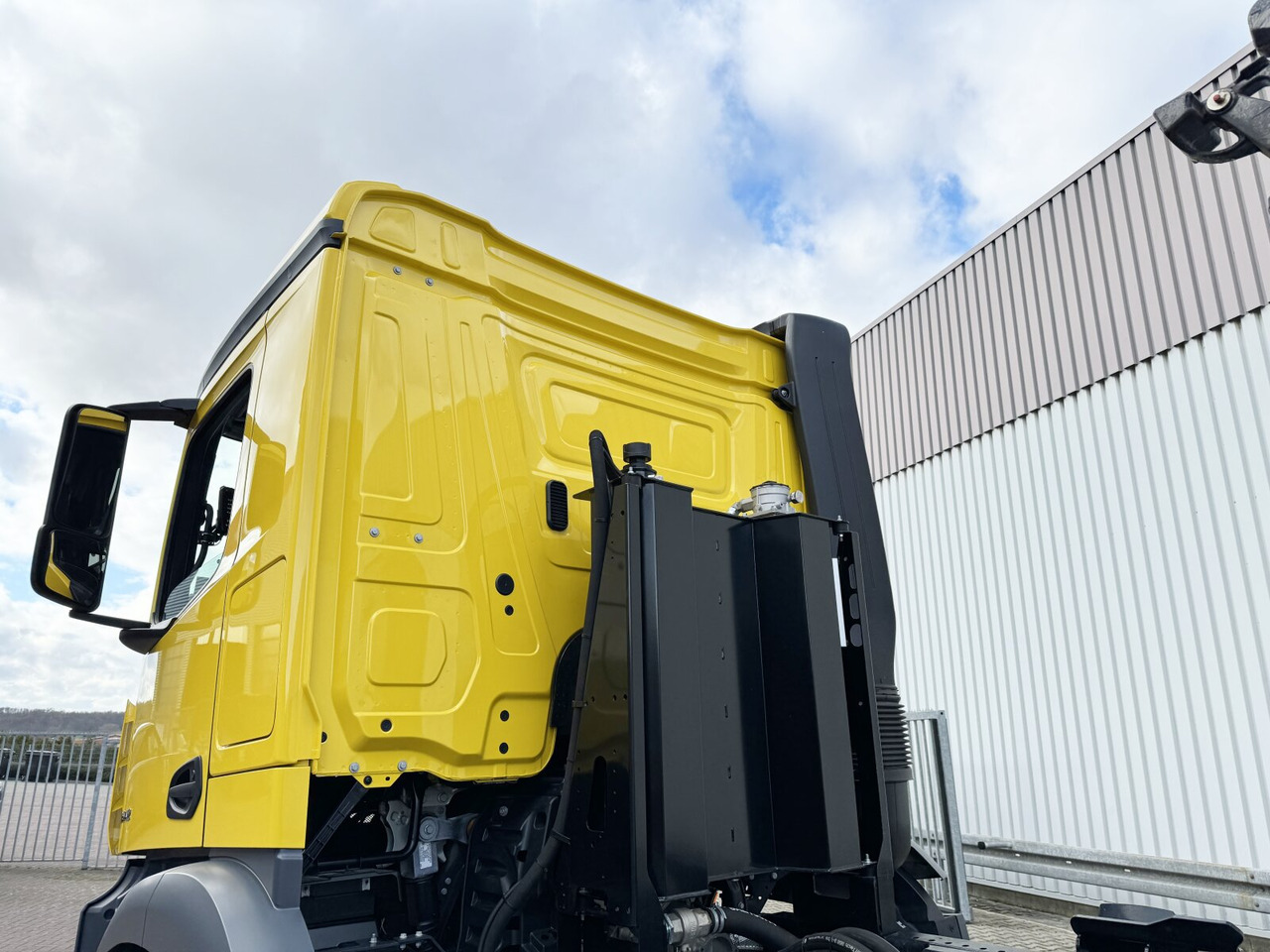 Новый Крюковой мультилифт Mercedes-Benz Arocs 2642 L 6x2 Arocs 2642 L 6x2/42, Liftachse, Hiab 21S56 bis 6.5m Container: фото 11