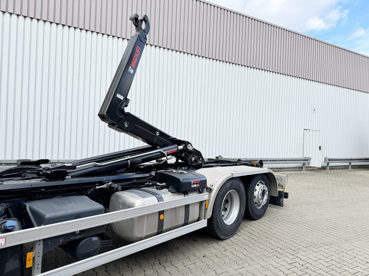 Новый Крюковой мультилифт Mercedes-Benz Arocs 2642 L 6x2 Arocs 2642 L 6x2/42, Liftachse, Hiab 21S56 bis 6.5m Container: фото 13