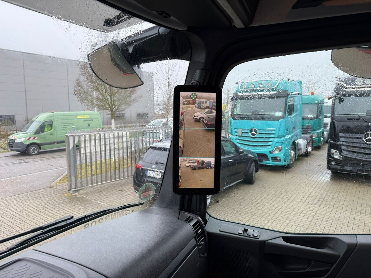 Mercedes-Benz Arocs 3243 B 8x4/4 Arocs 3243 B 8x4/4, MirrorCam, MultimediaCockpit, Navi, Betonmischer Intermix ca. 9m³ - Автобетоносмеситель: фото 3 Mercedes-Benz Arocs 3243 B 8x4/4 Arocs 3243 B 8x4/4, MirrorCam, MultimediaCockpit, Navi, Betonmischer Intermix ca. 9m³ - Автобетоносмеситель: фото 3